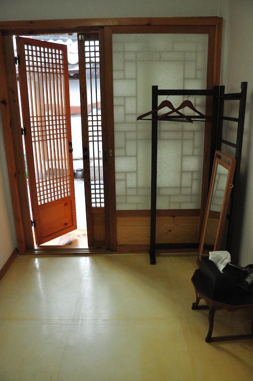 Hueahn Hanok Guesthouse Seoul Room photo